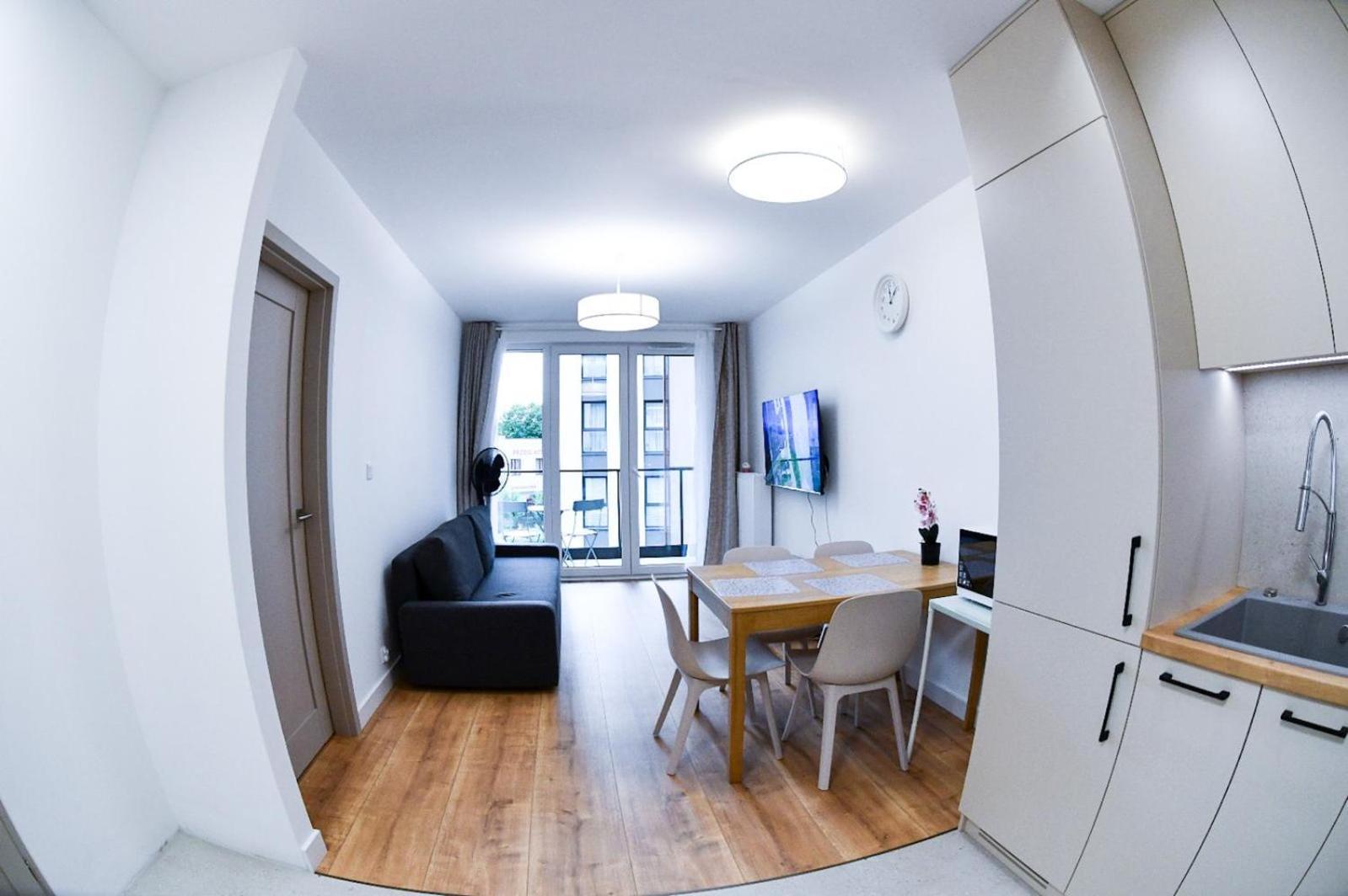 Elegant Two-Room Apartment, Sleeps 4, Near Turon Arena, With Balcony Краків Екстер'єр фото